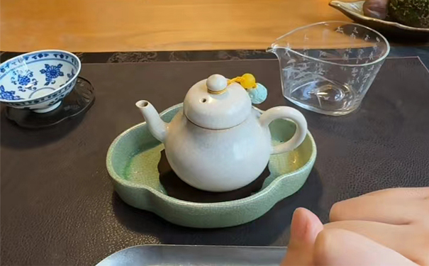 120毫升的容器